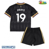 Aston Villa Ibrahim Mbaye #19 Bortedraktsett Barn 2026-27 Kortermet (+ Korte bukser)